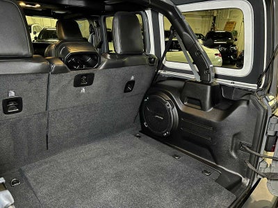 2019 Jeep Wrangler Unlimited Sahara Altitude