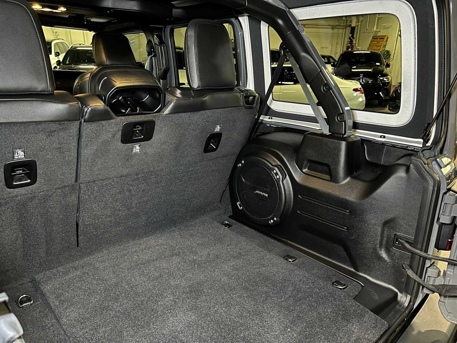2019 Jeep Wrangler Unlimited Sahara Altitude