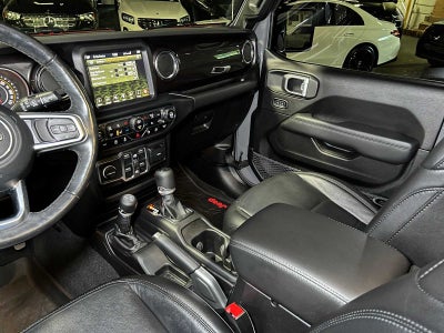 2019 Jeep Wrangler Unlimited Sahara Altitude