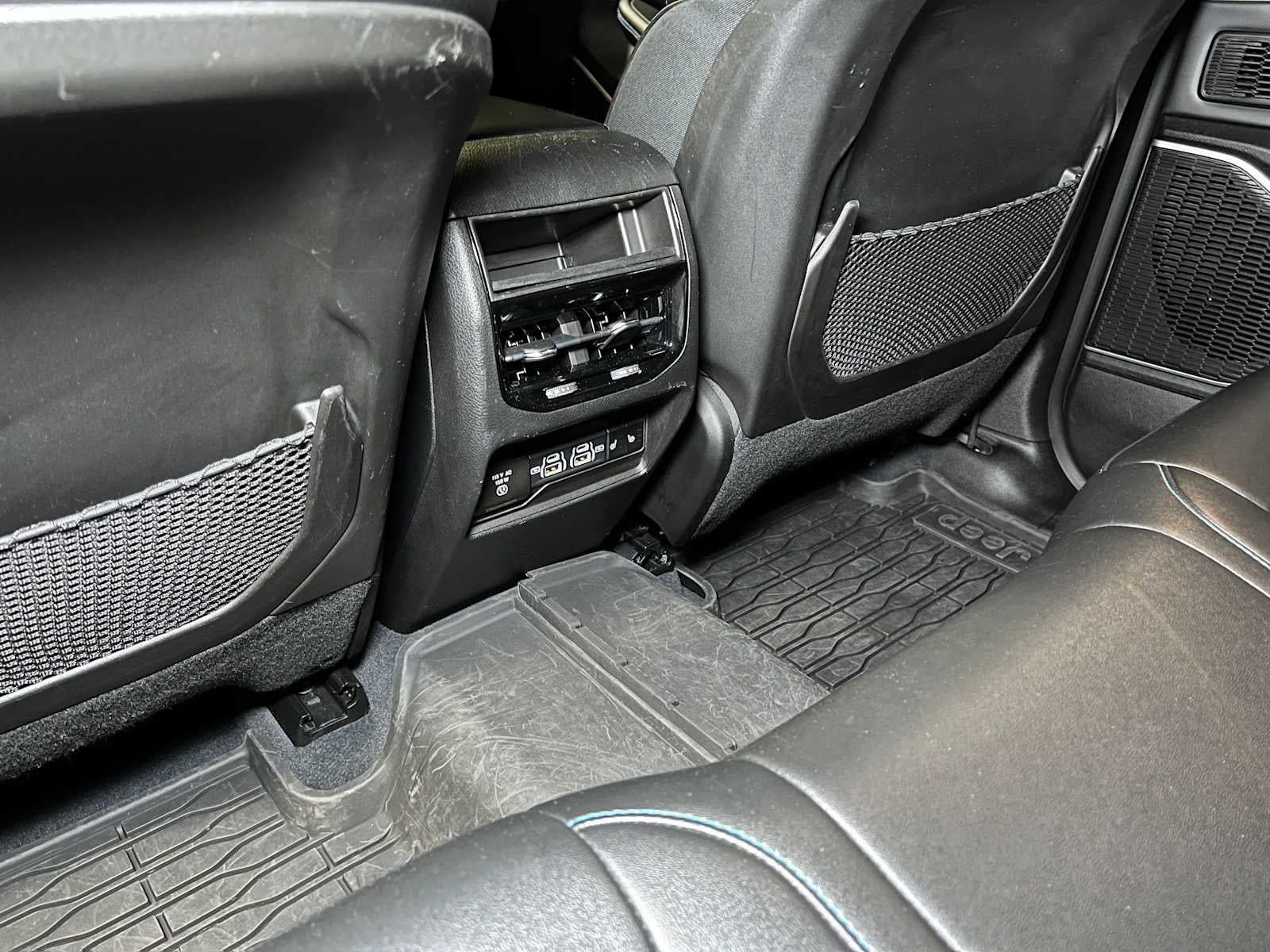 2022 Jeep Grand Cherokee 4xe Trailhawk