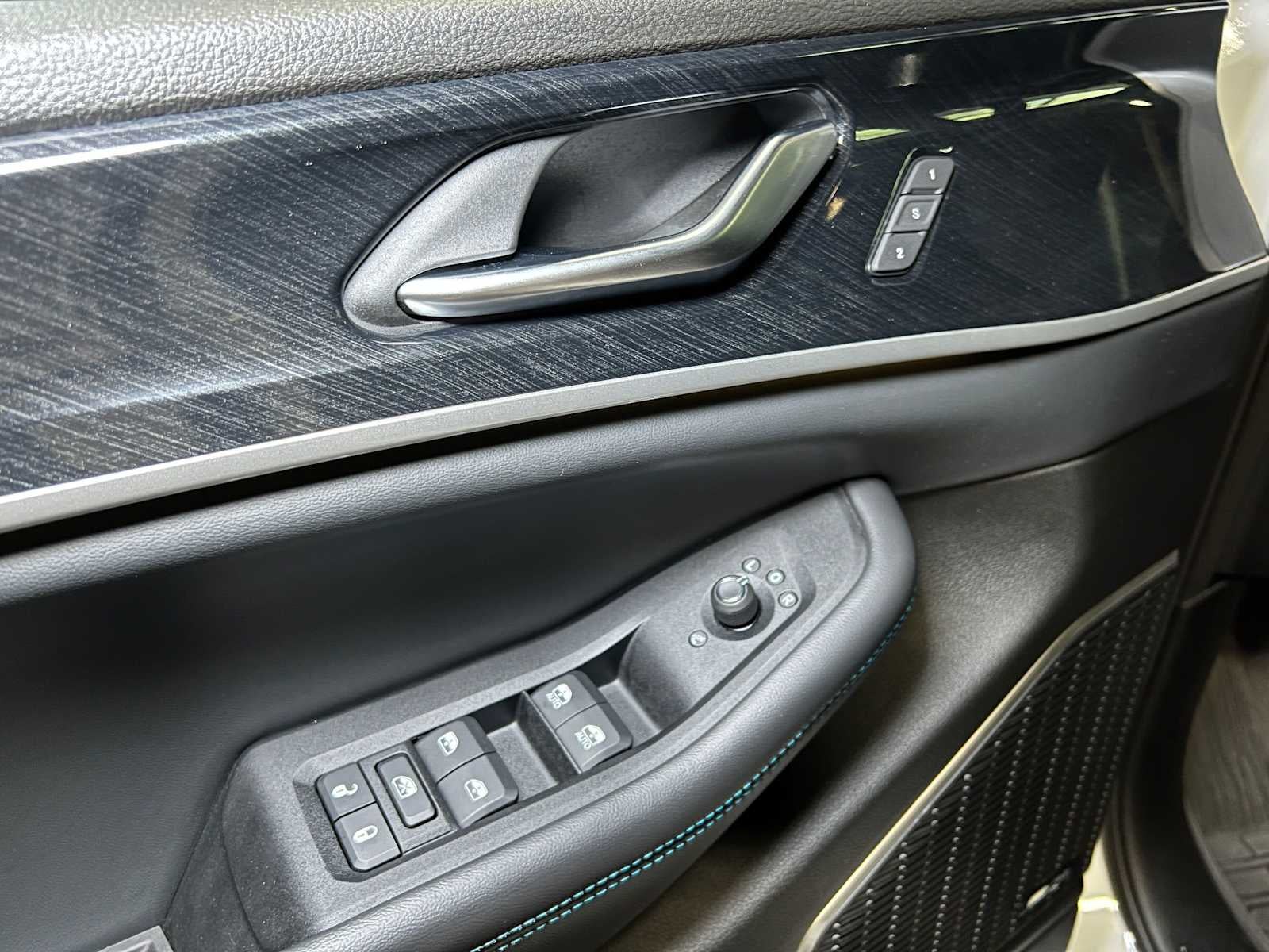 2022 Jeep Grand Cherokee 4xe Trailhawk