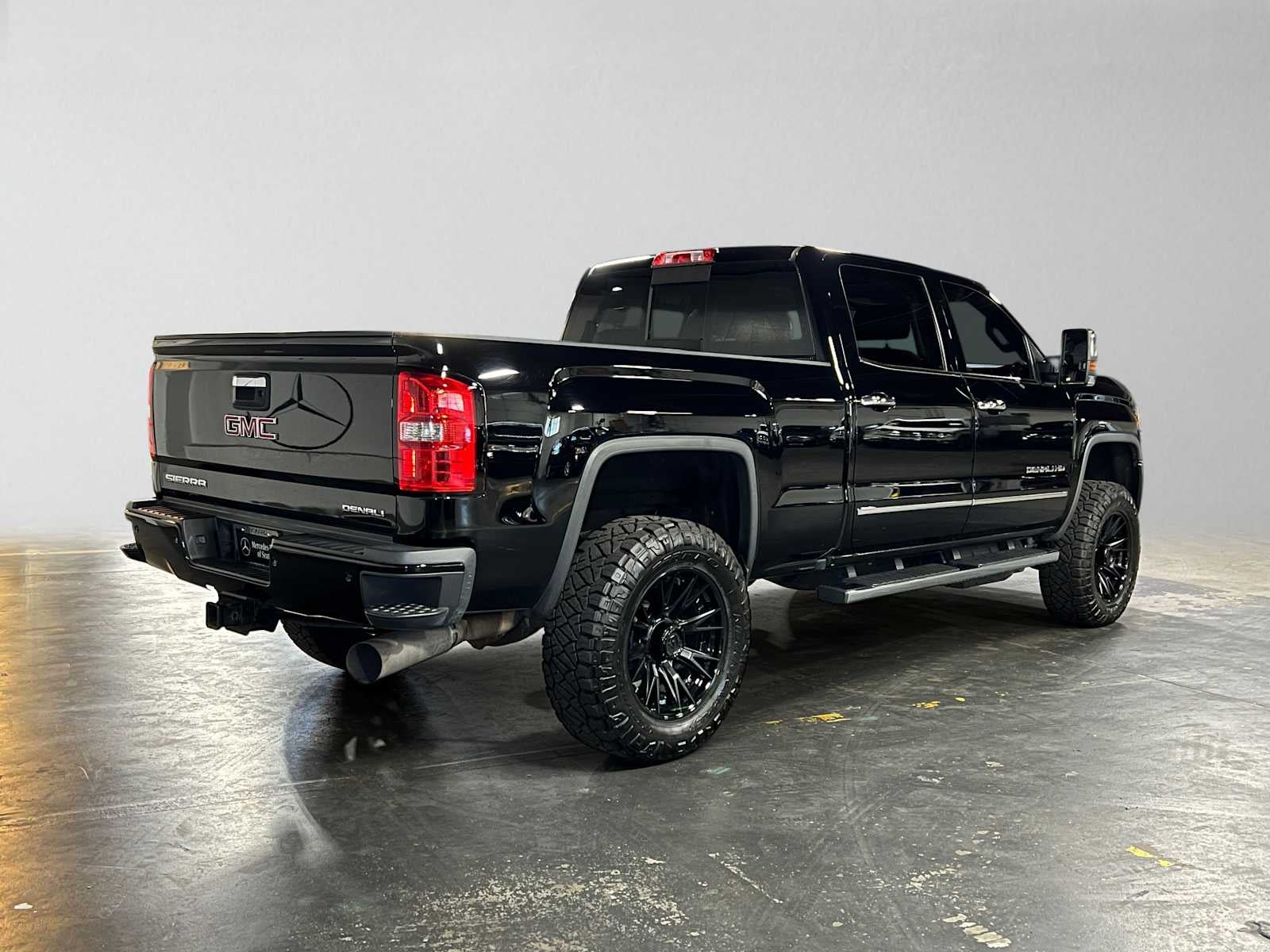 2017 GMC Sierra 2500HD Denali