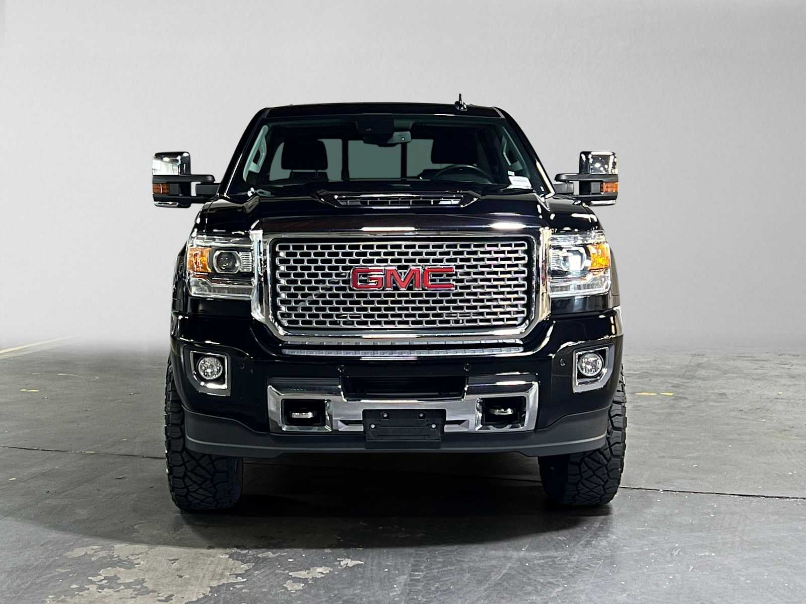 2017 GMC Sierra 2500HD Denali