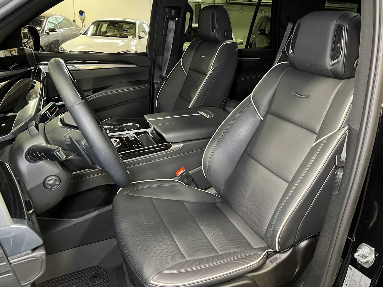2025 Cadillac Escalade 4WD Sport