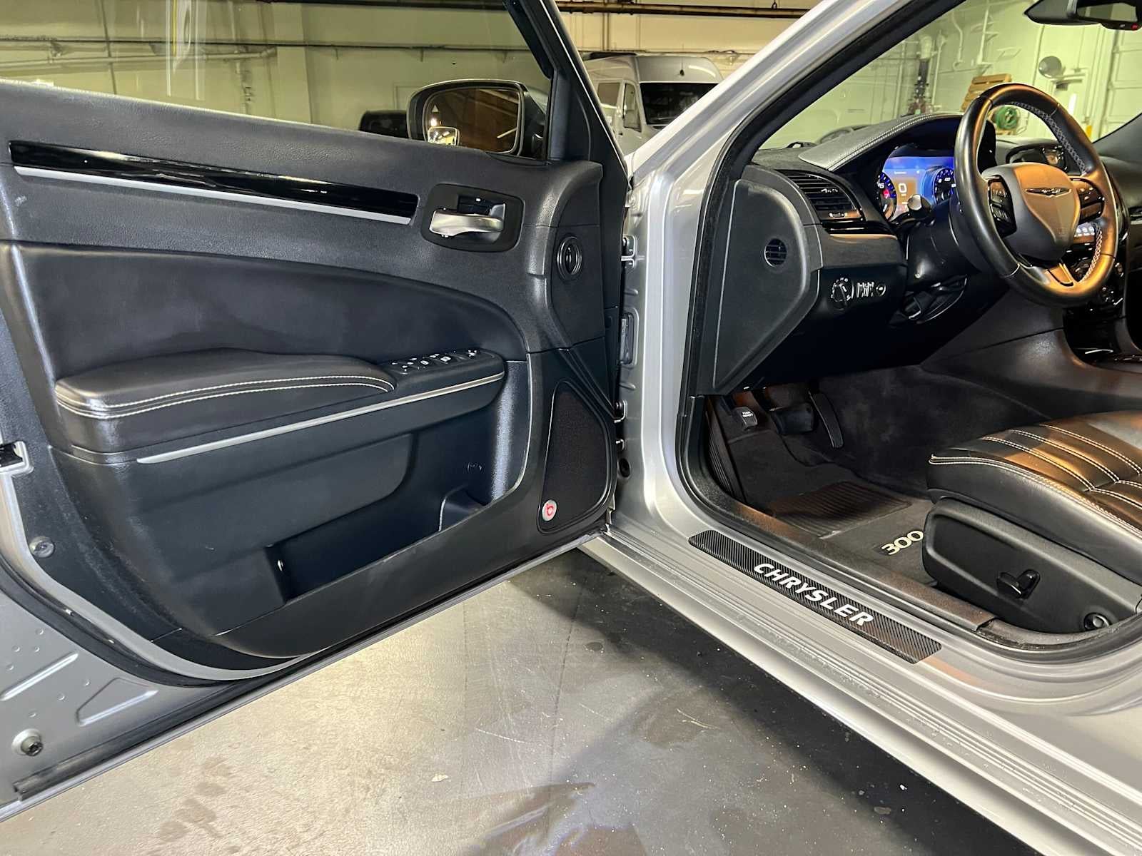 2018 Chrysler 300 300S