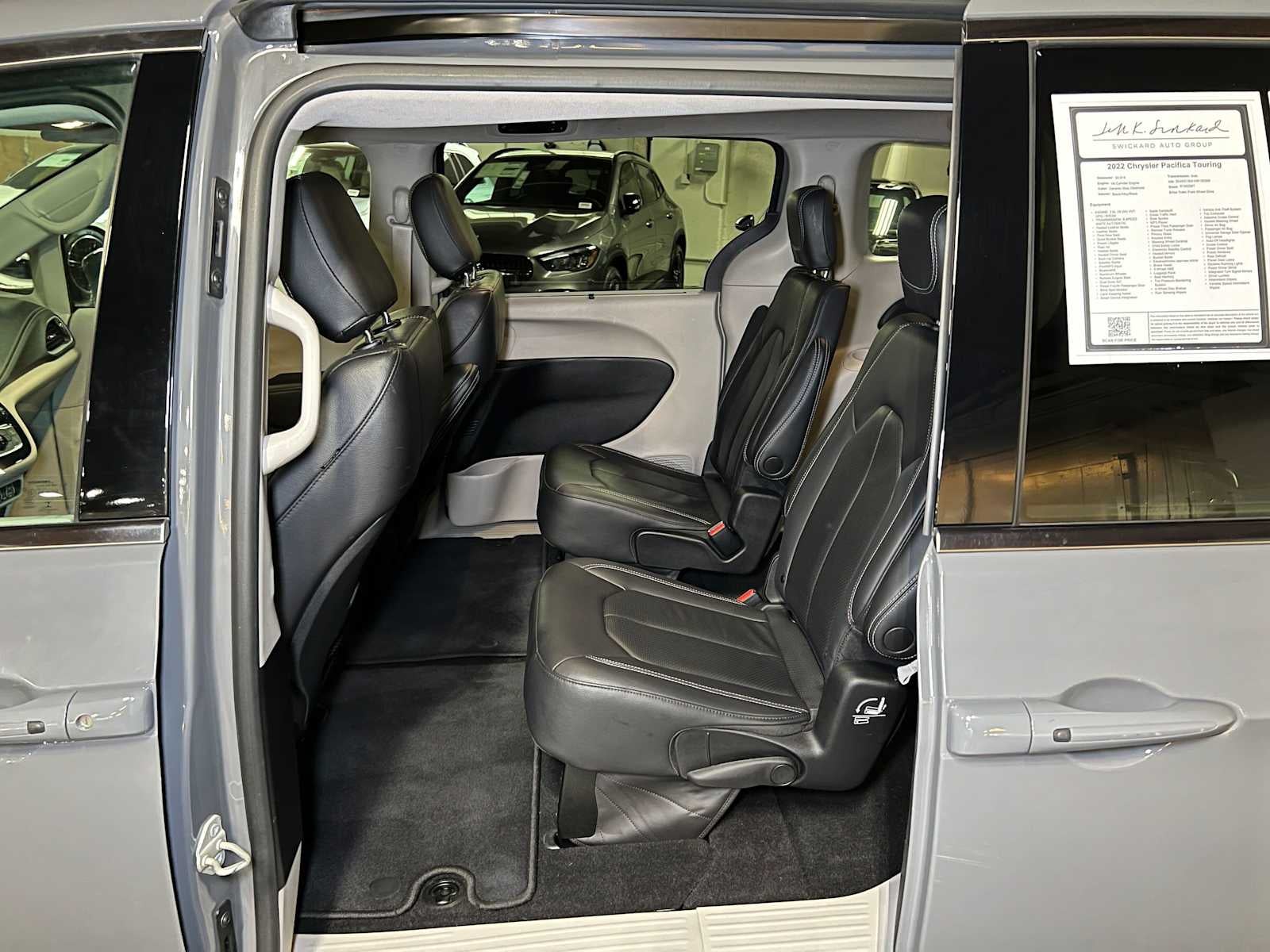 2022 Chrysler Pacifica Touring L