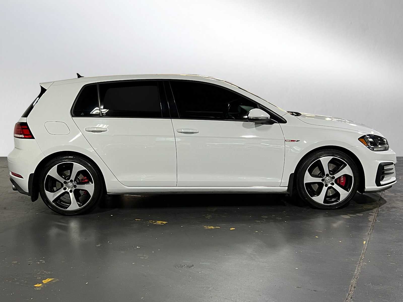 2019 Volkswagen Golf GTI S
