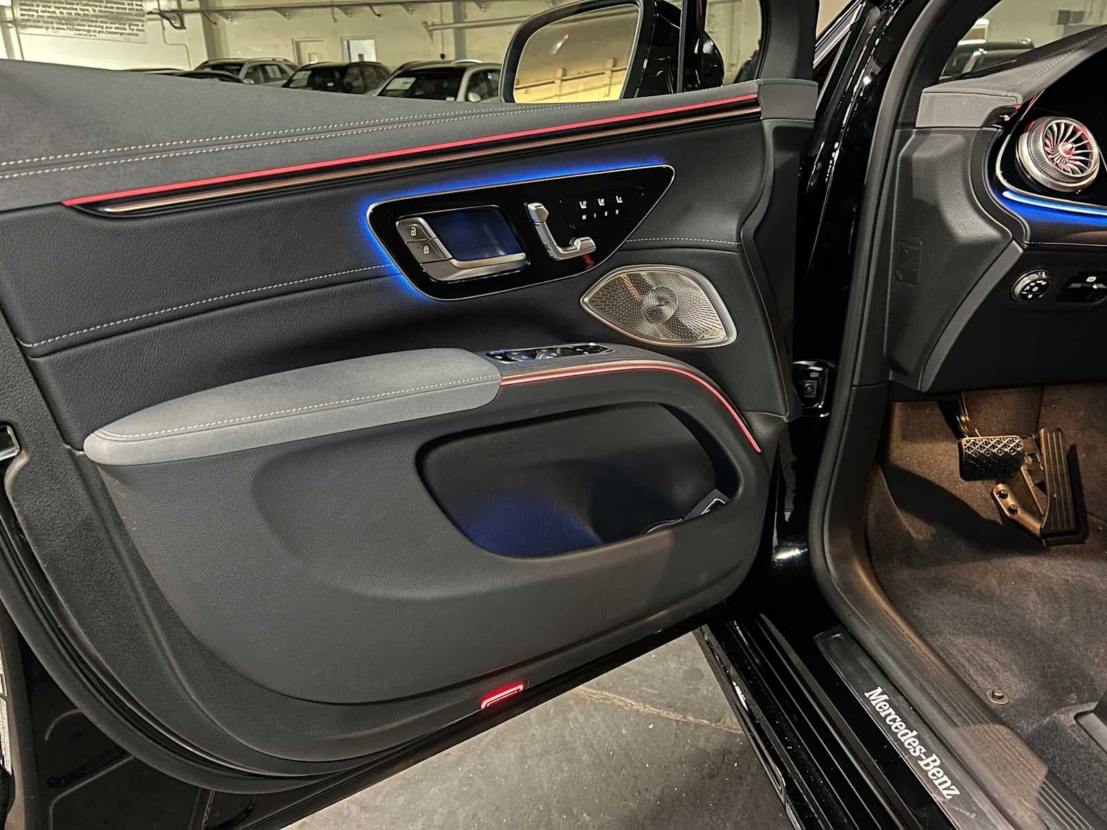 2026 Mercedes-Benz EQS 400 4MATIC® SUV