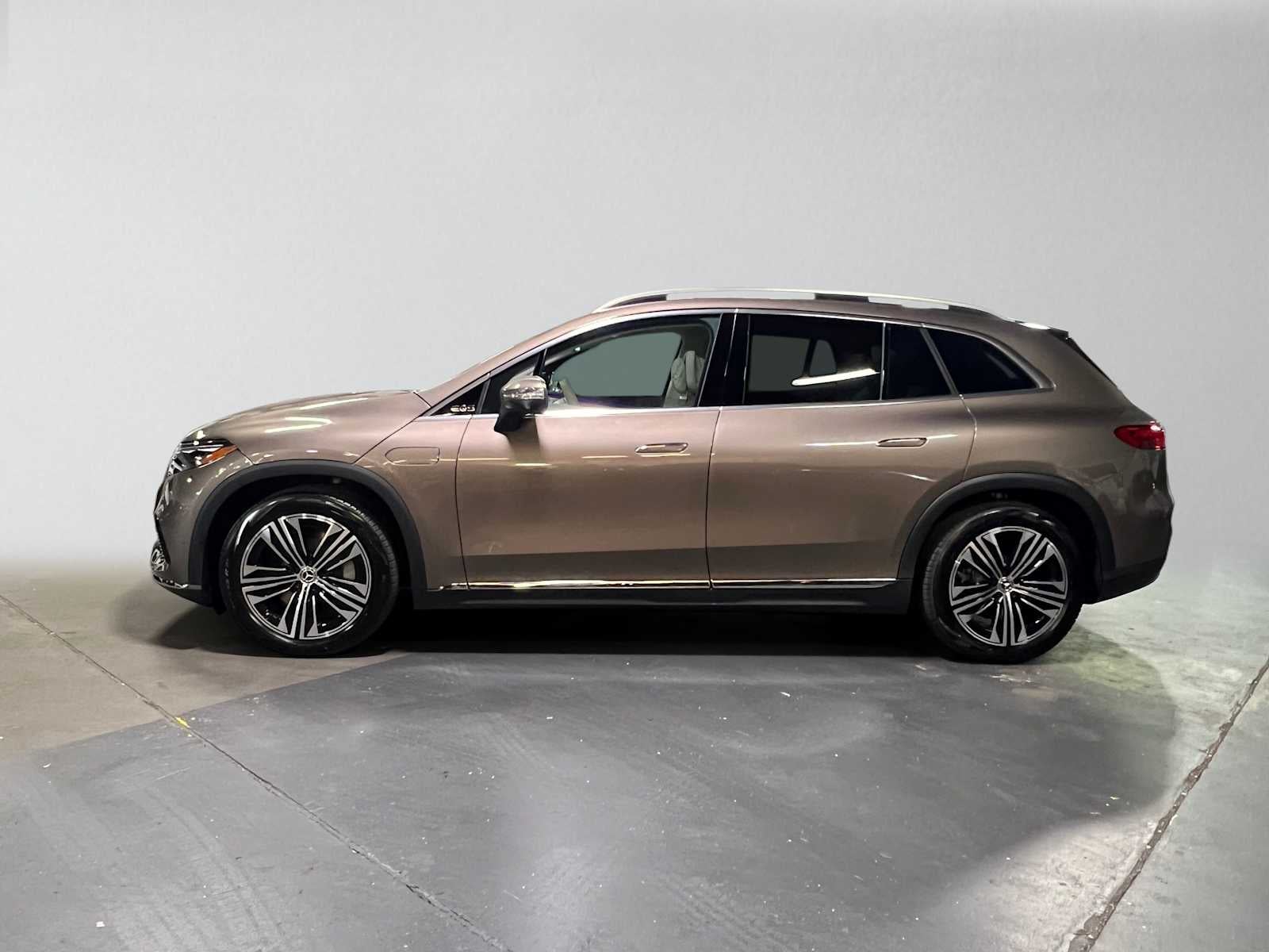2026 Mercedes-Benz EQS 400 4MATIC® SUV