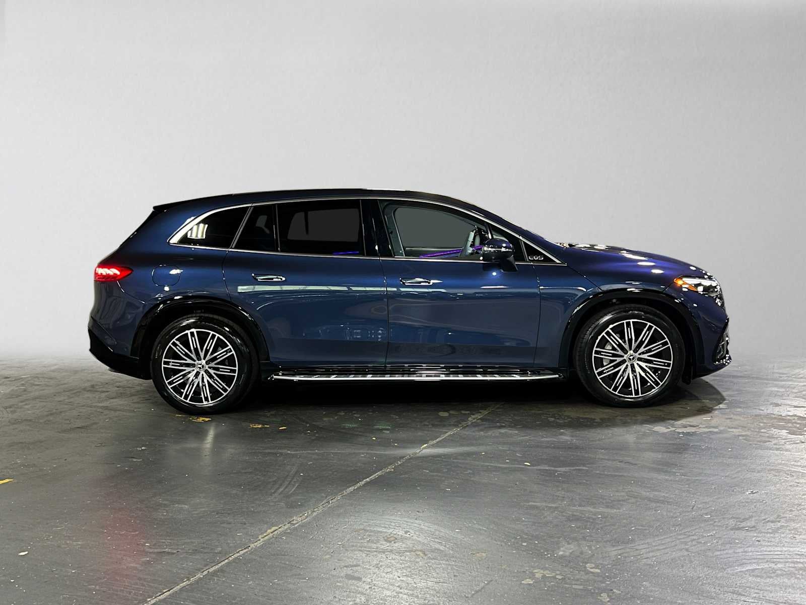 Used 2023 Mercedes-Benz EQS SUV Base with VIN 4JGDM4EB4PA020176 for sale in Seattle, WA