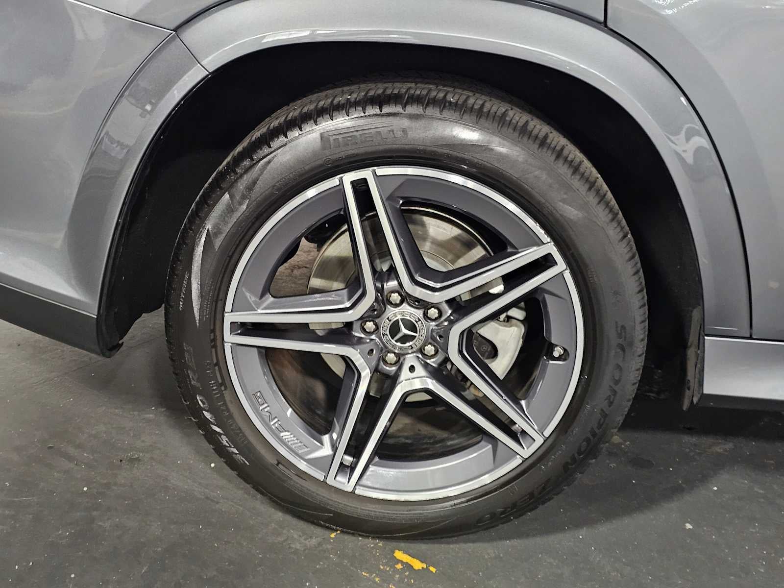 2025 Mercedes-Benz GLS 450 4MATIC® SUV