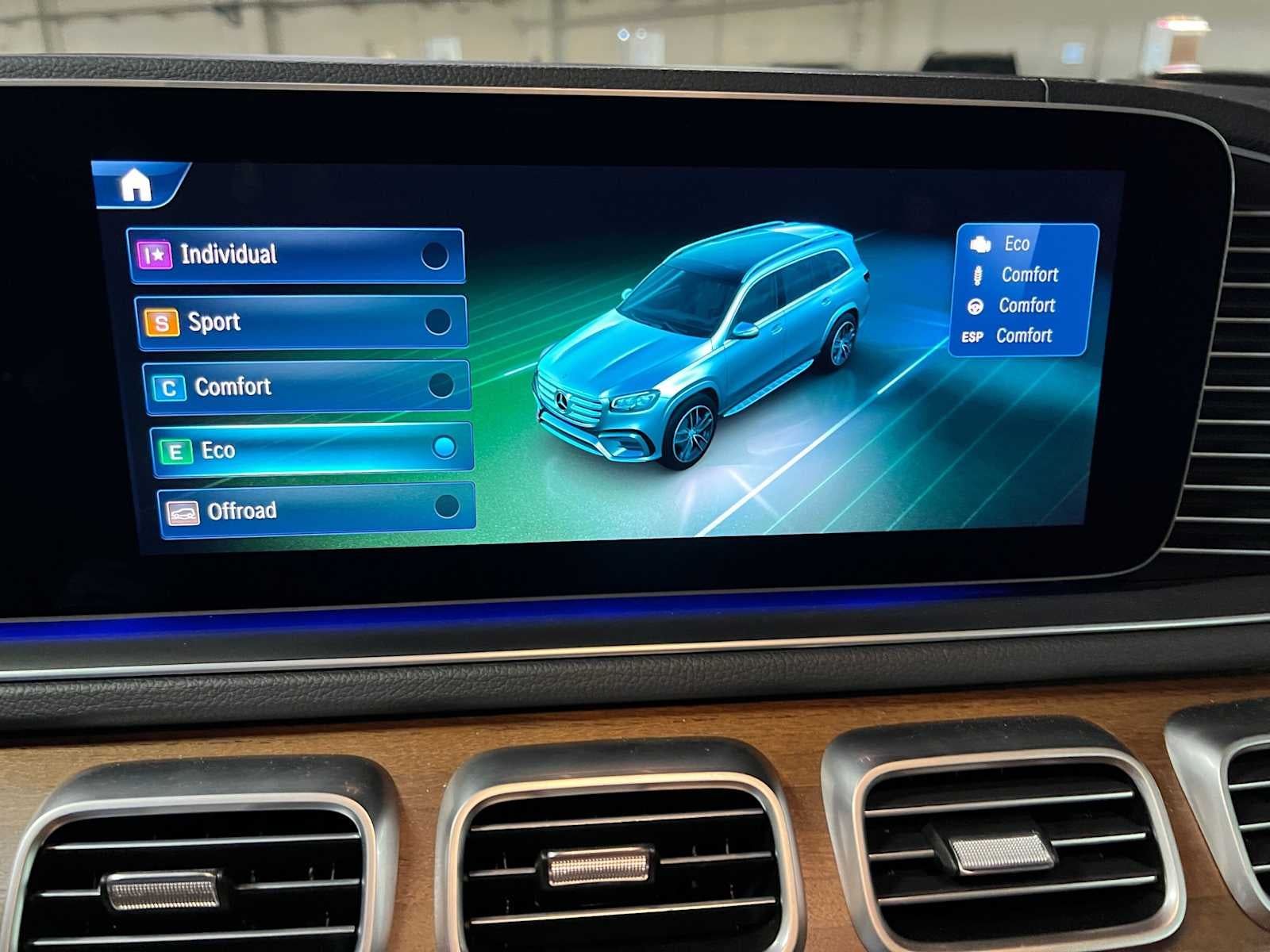 2024 Mercedes-Benz GLS 450 4MATIC® SUV