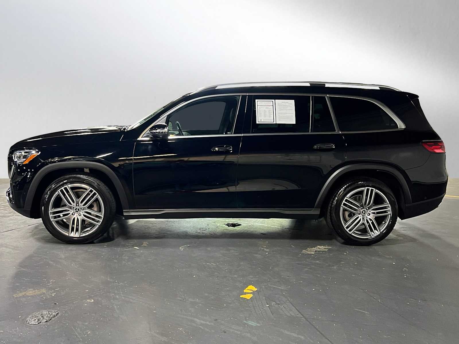 2025 Mercedes-Benz GLS 450 4MATIC® SUV