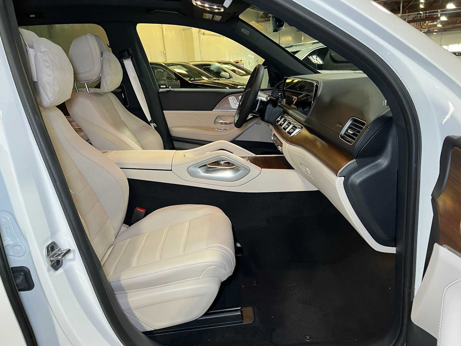 2025 Mercedes-Benz GLS GLS 580