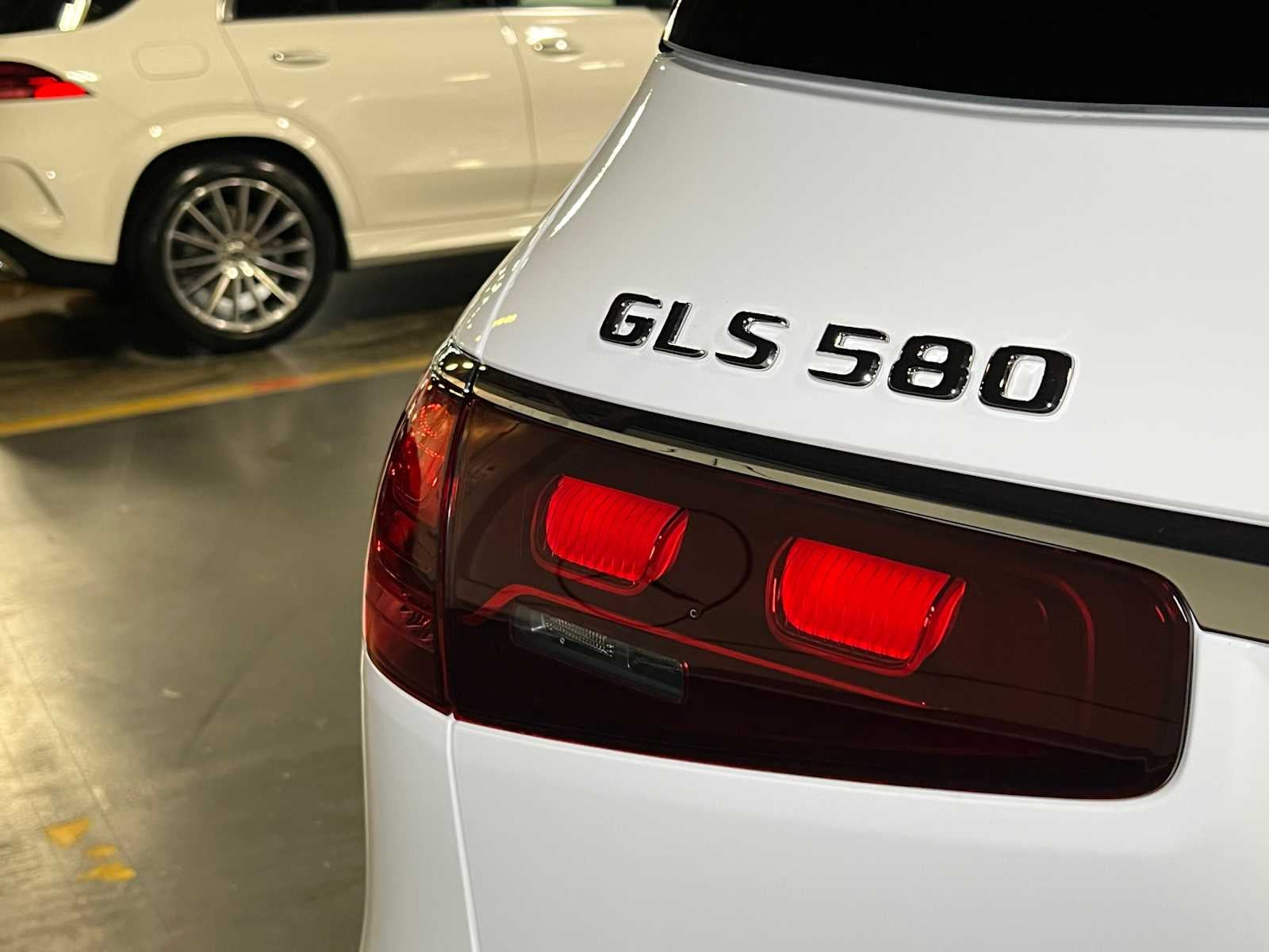 2025 Mercedes-Benz GLS GLS 580