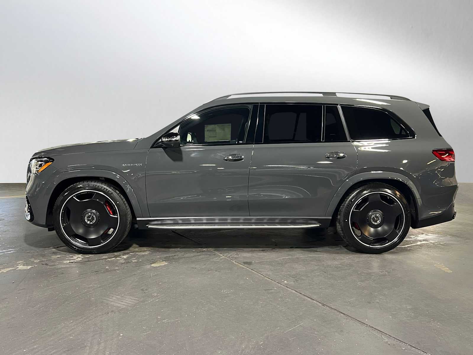 2025 Mercedes-Benz GLS AMG® GLS 63
