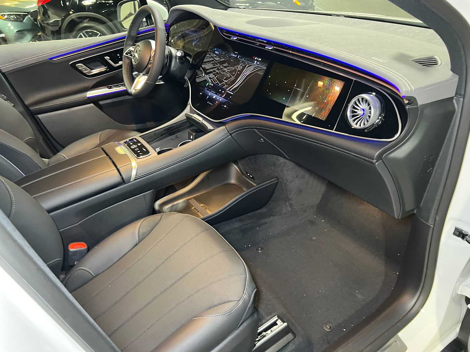 2027 Mercedes-Benz EQE 320 4MATIC® SUV