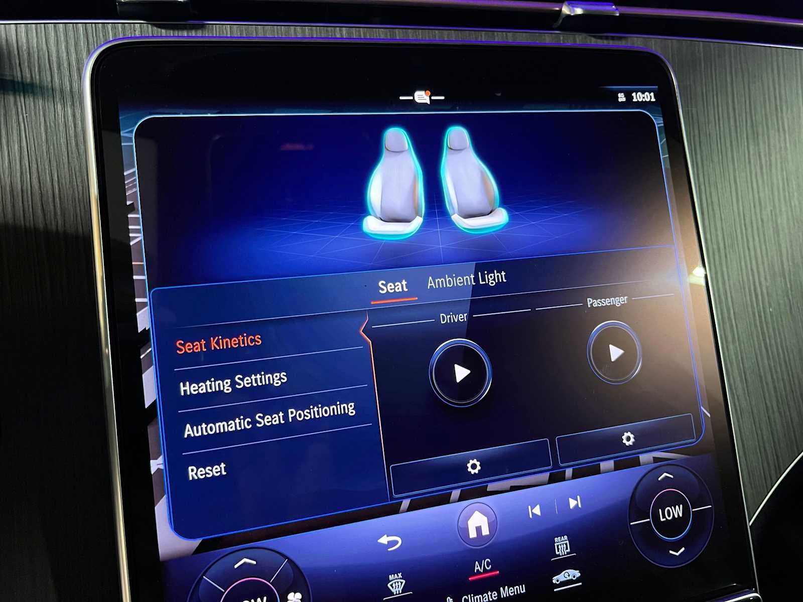 2027 Mercedes-Benz EQE 320 4MATIC® SUV