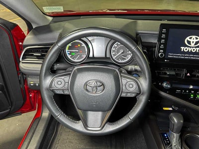2022 Toyota Camry Hybrid SE