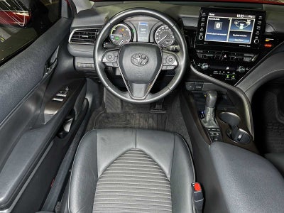 2022 Toyota Camry Hybrid SE