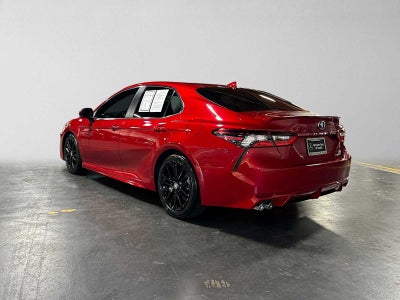 2022 Toyota Camry Hybrid SE