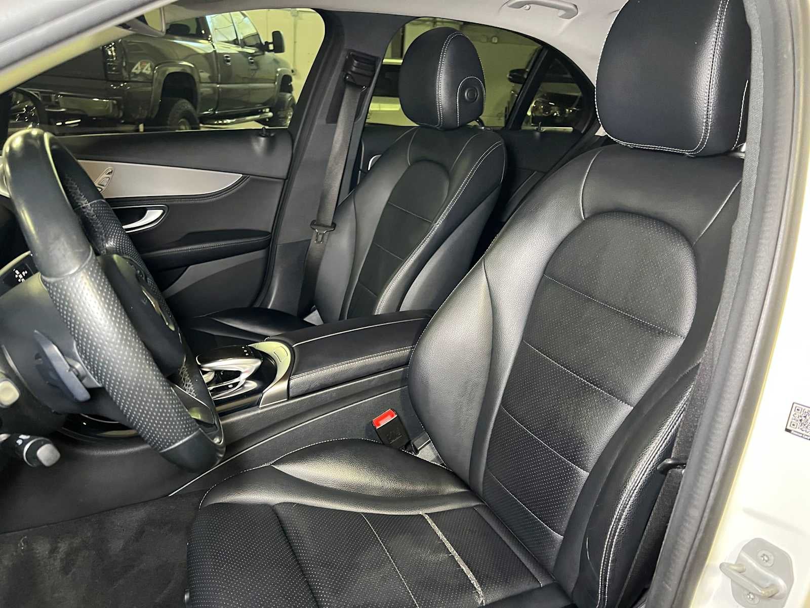 2016 Mercedes-Benz C 300 4dr Sdn 4MATIC®