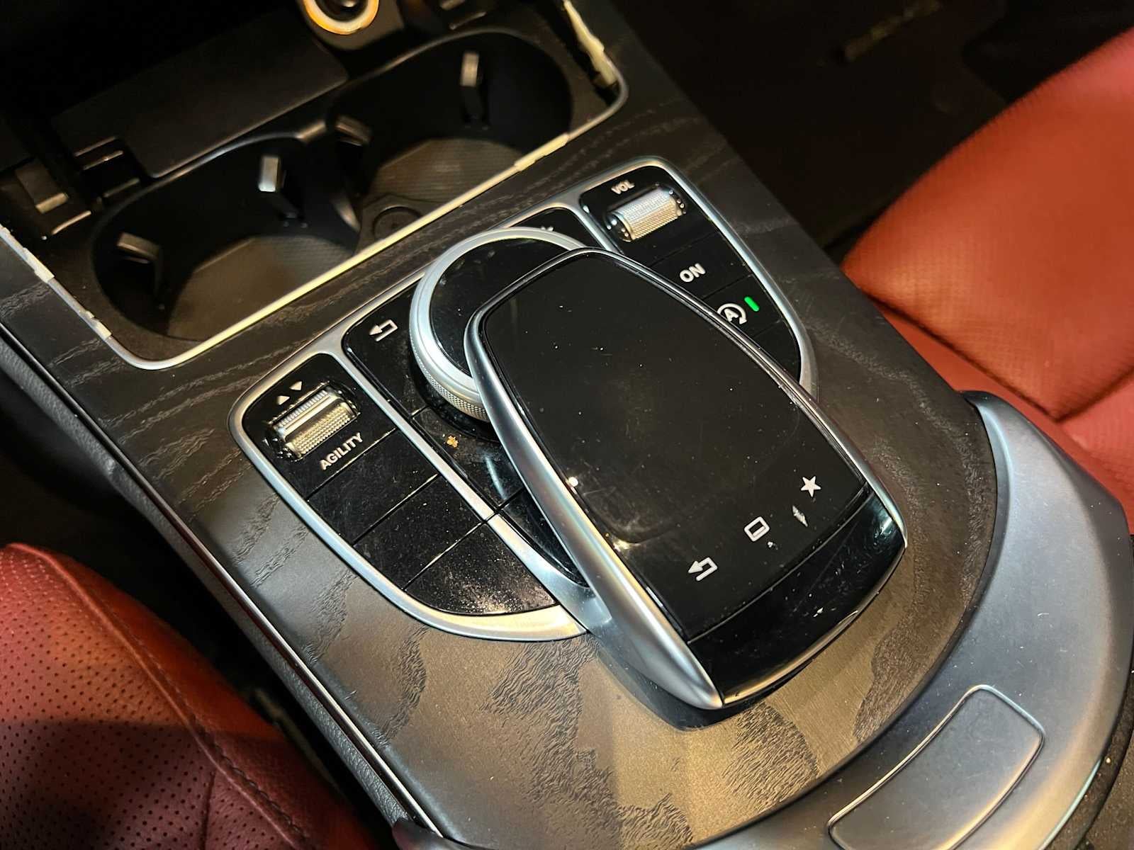 2015 Mercedes-Benz C 300 4dr Sdn 4MATIC®