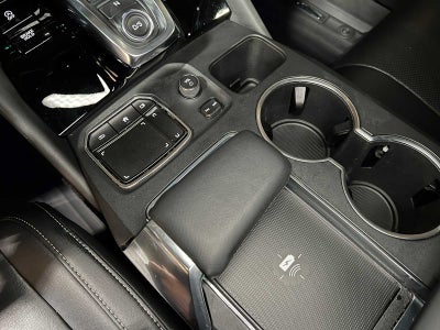 2022 Acura MDX w/Technology Package