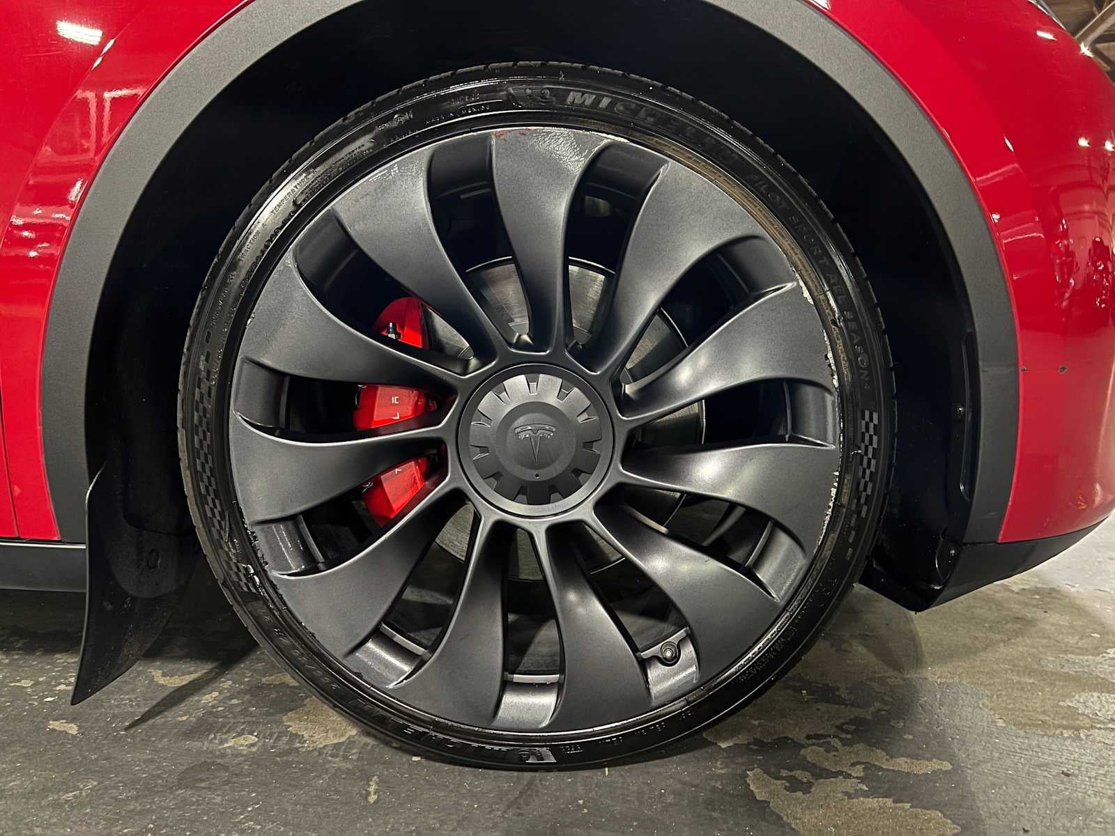 2023 Tesla Model Y Performance