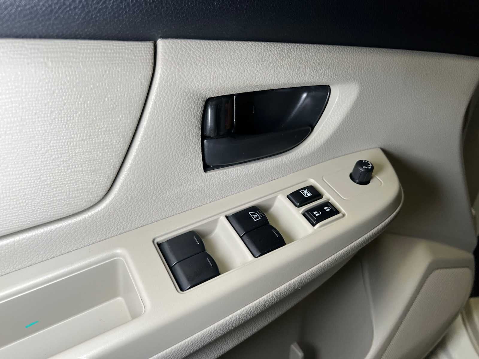 2014 Subaru Impreza 4dr Auto 2.0i
