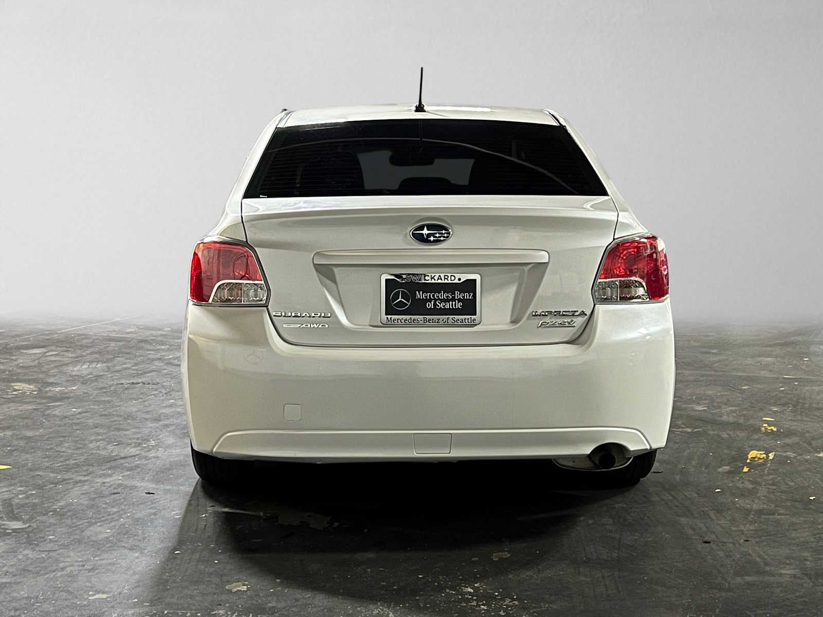 2014 Subaru Impreza 4dr Auto 2.0i