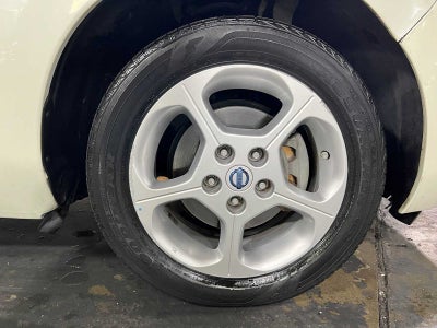 2011 Nissan LEAF SL-e