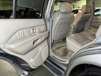 2001 INFINITI QX4 Luxury