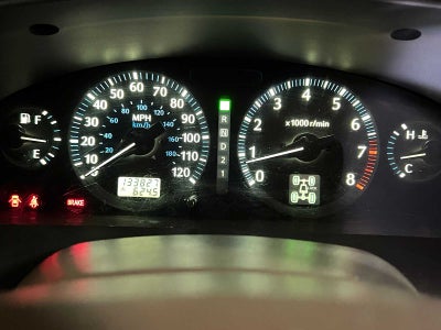 2001 INFINITI QX4 Luxury