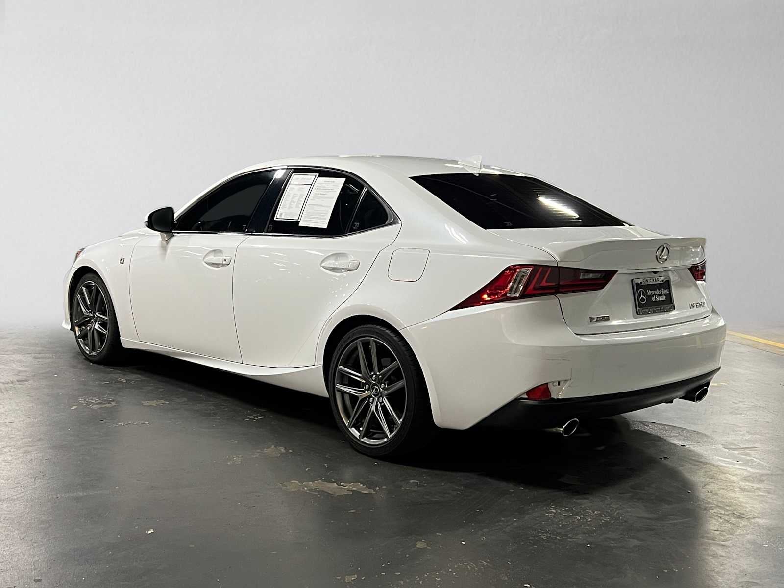 2015 Lexus IS 250 4dr Sport Sdn RWD