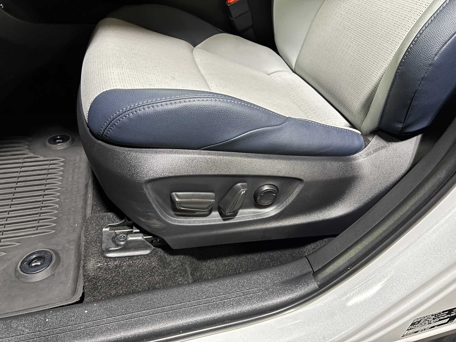 2025 Subaru Solterra Limited