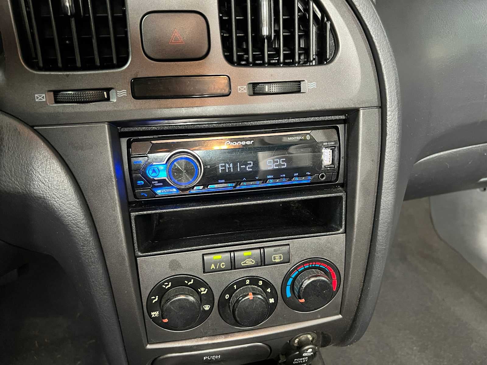 2005 Hyundai Elantra GLS