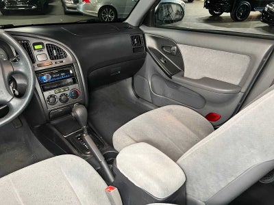 2005 Hyundai Elantra GLS