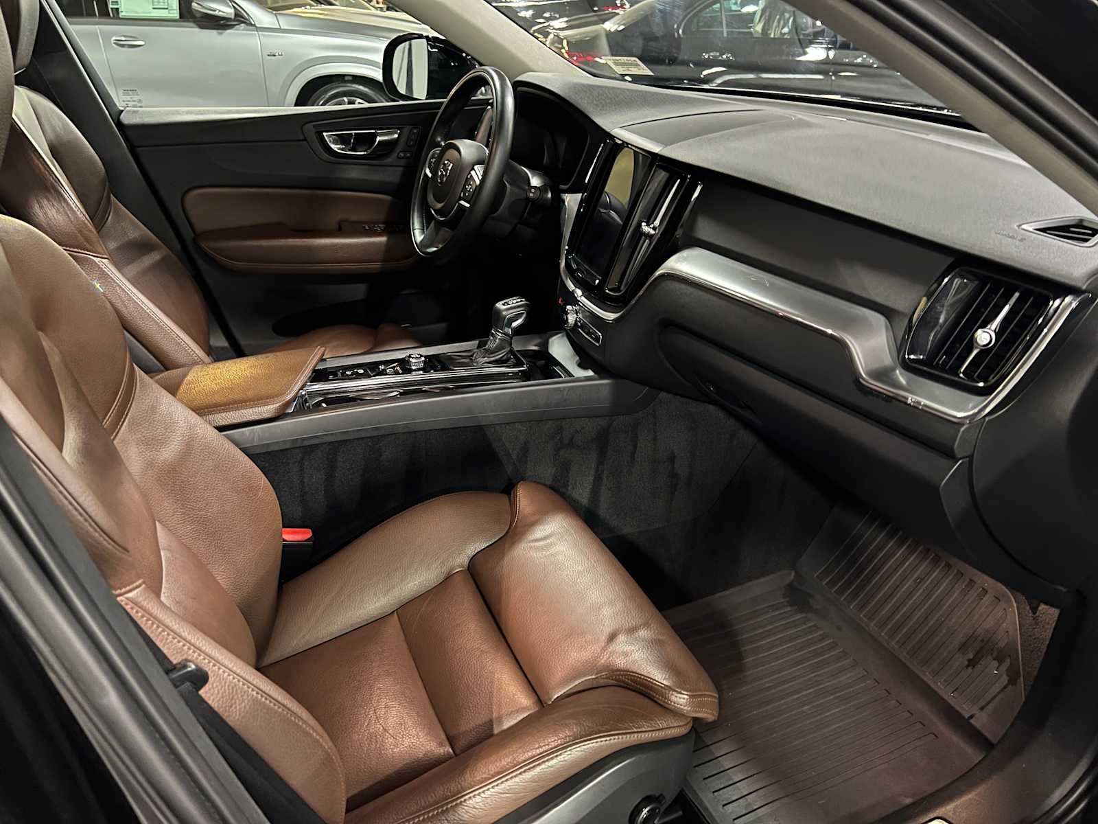 2019 Volvo XC60 Momentum