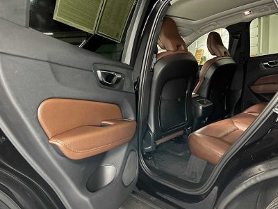 2019 Volvo XC60 Momentum
