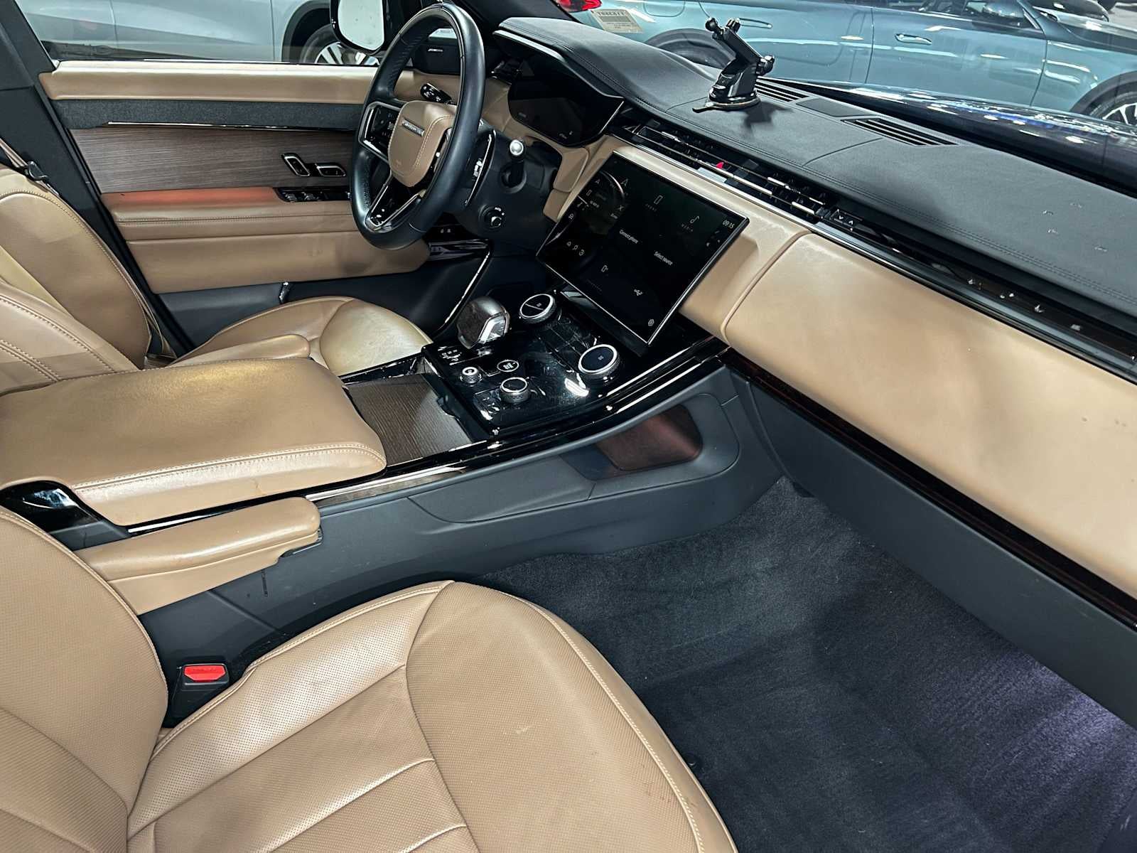 2023 Land Rover Range Rover Sport SE