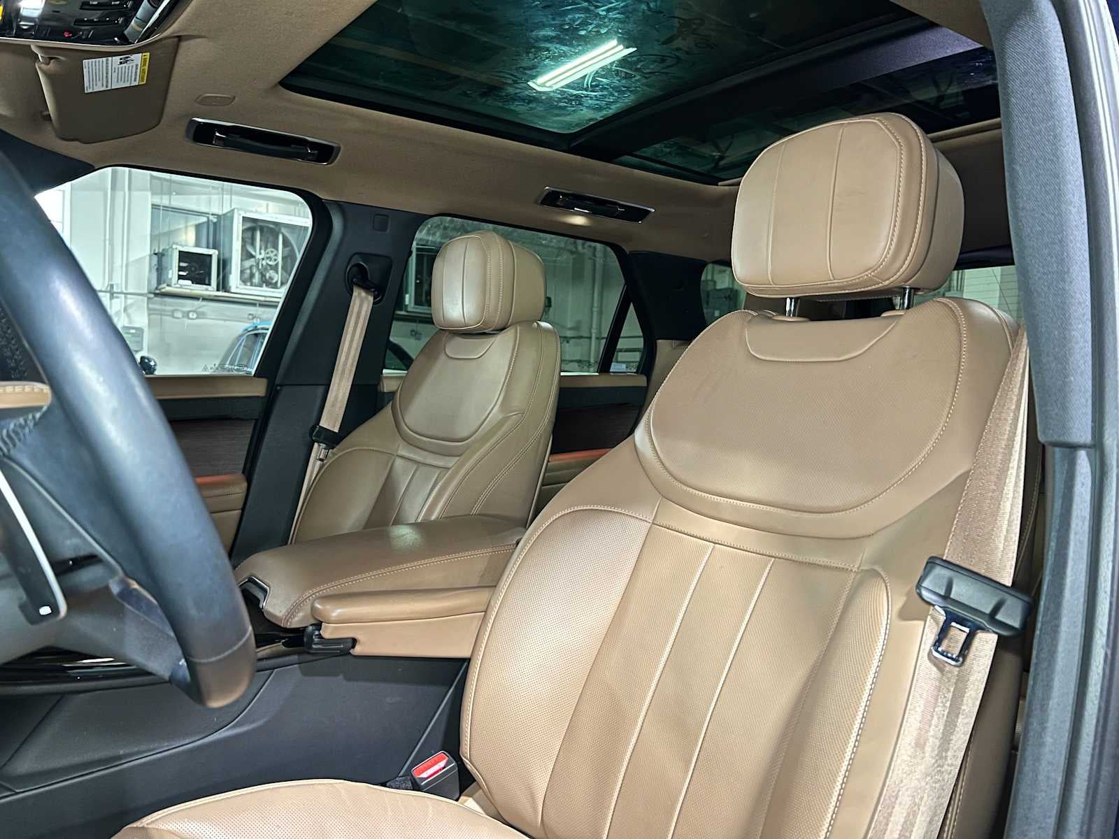 2023 Land Rover Range Rover Sport SE