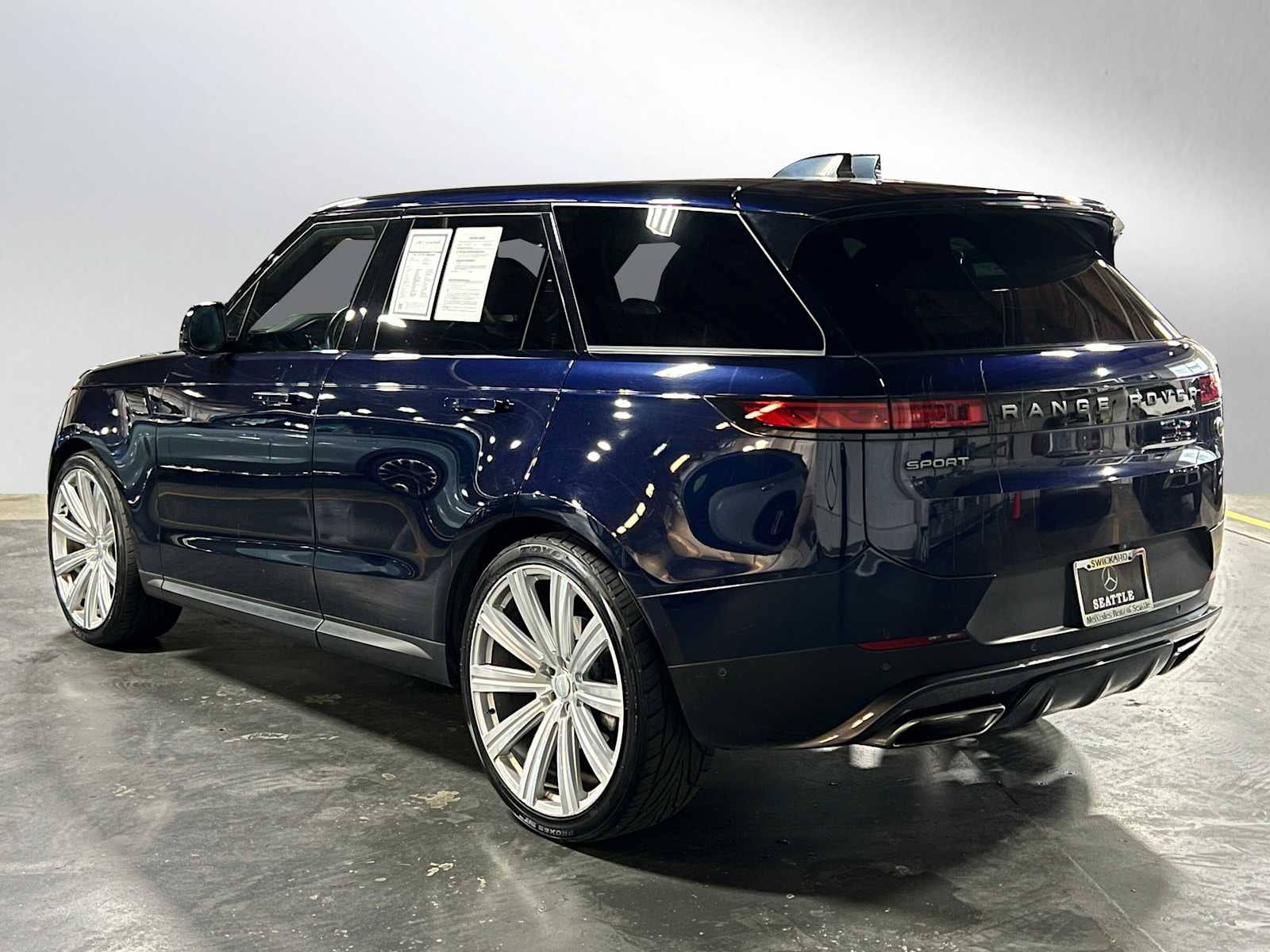 2023 Land Rover Range Rover Sport SE