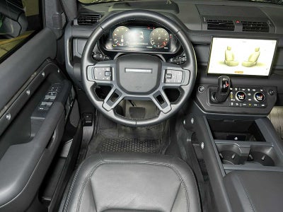 2025 Land Rover Defender X-Dynamic SE