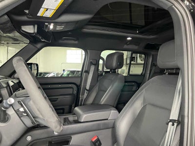 2024 Land Rover Defender V8