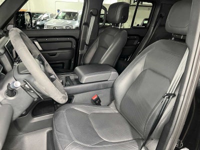 2024 Land Rover Defender V8