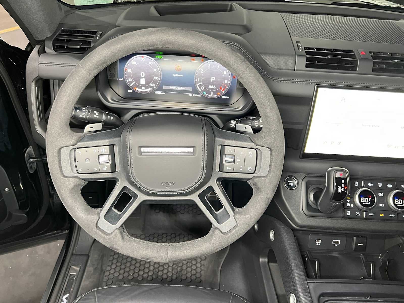 2024 Land Rover Defender V8