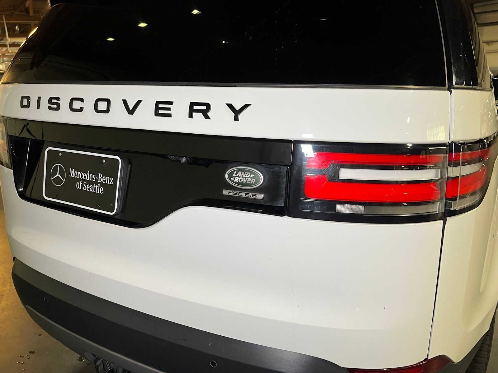 2017 Land Rover Discovery HSE Luxury