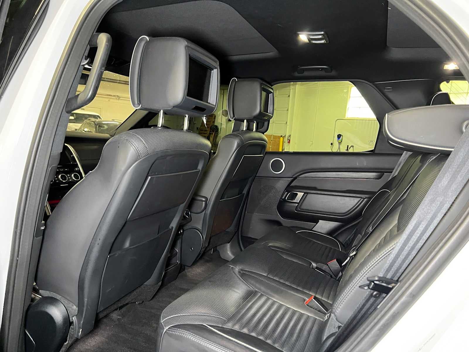 2017 Land Rover Discovery HSE Luxury