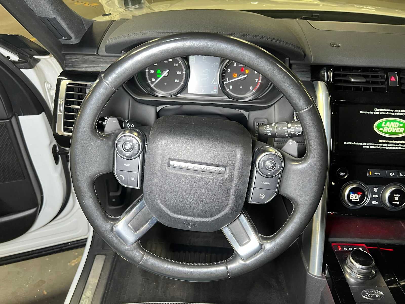 2017 Land Rover Discovery HSE Luxury